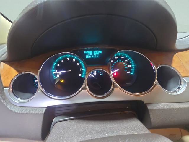 Used 2009 Buick Enclave CXL w/ Driver Confidence Package image 3