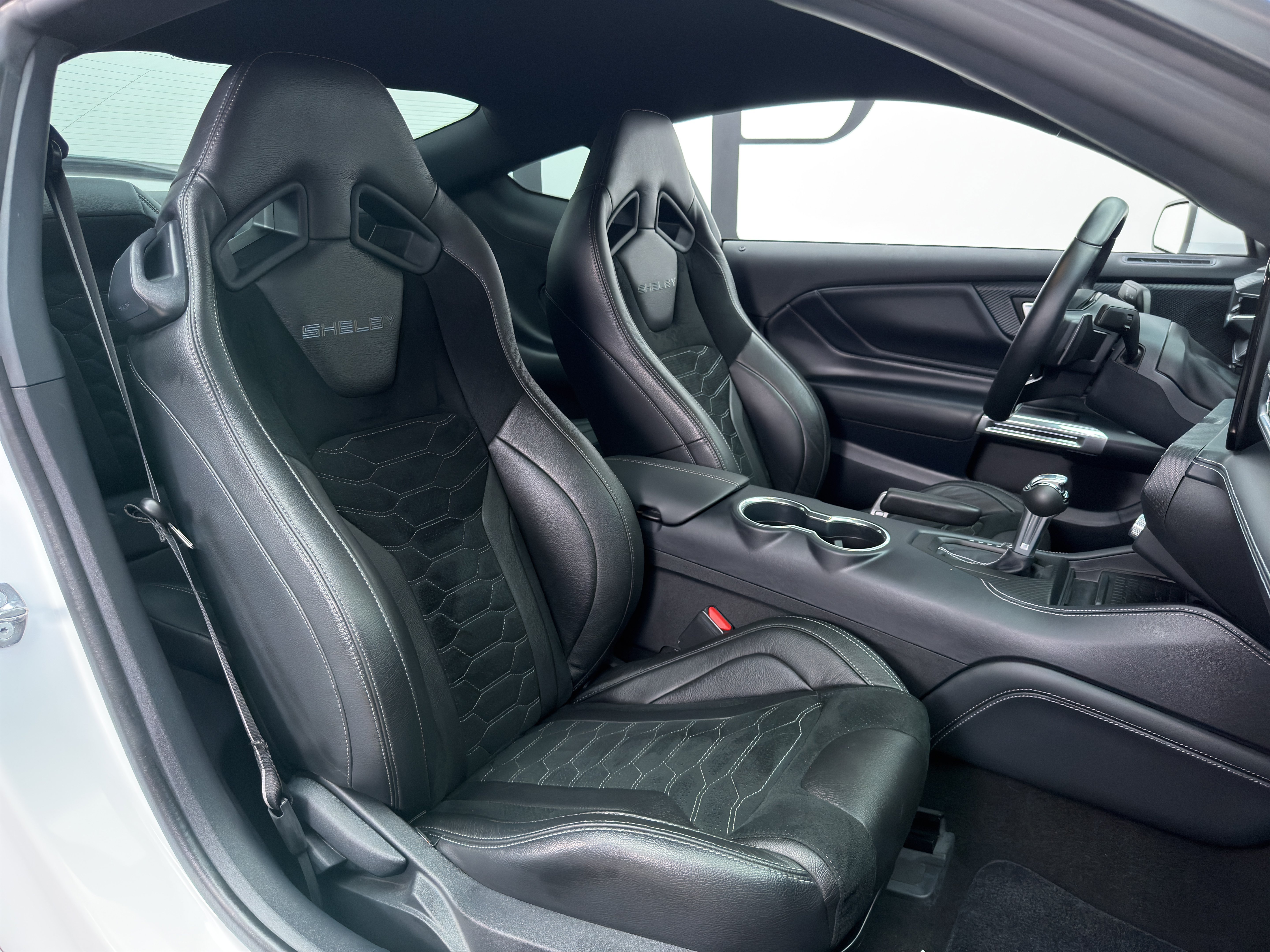 Used 2024 Ford Mustang GT Premium w/ GT Performance Package RWD image 18
