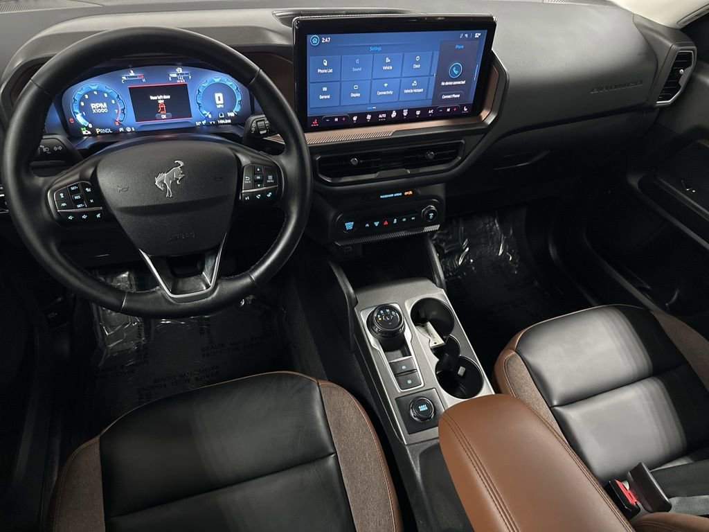 Used 2025 Ford Bronco Sport Outer Banks image 13