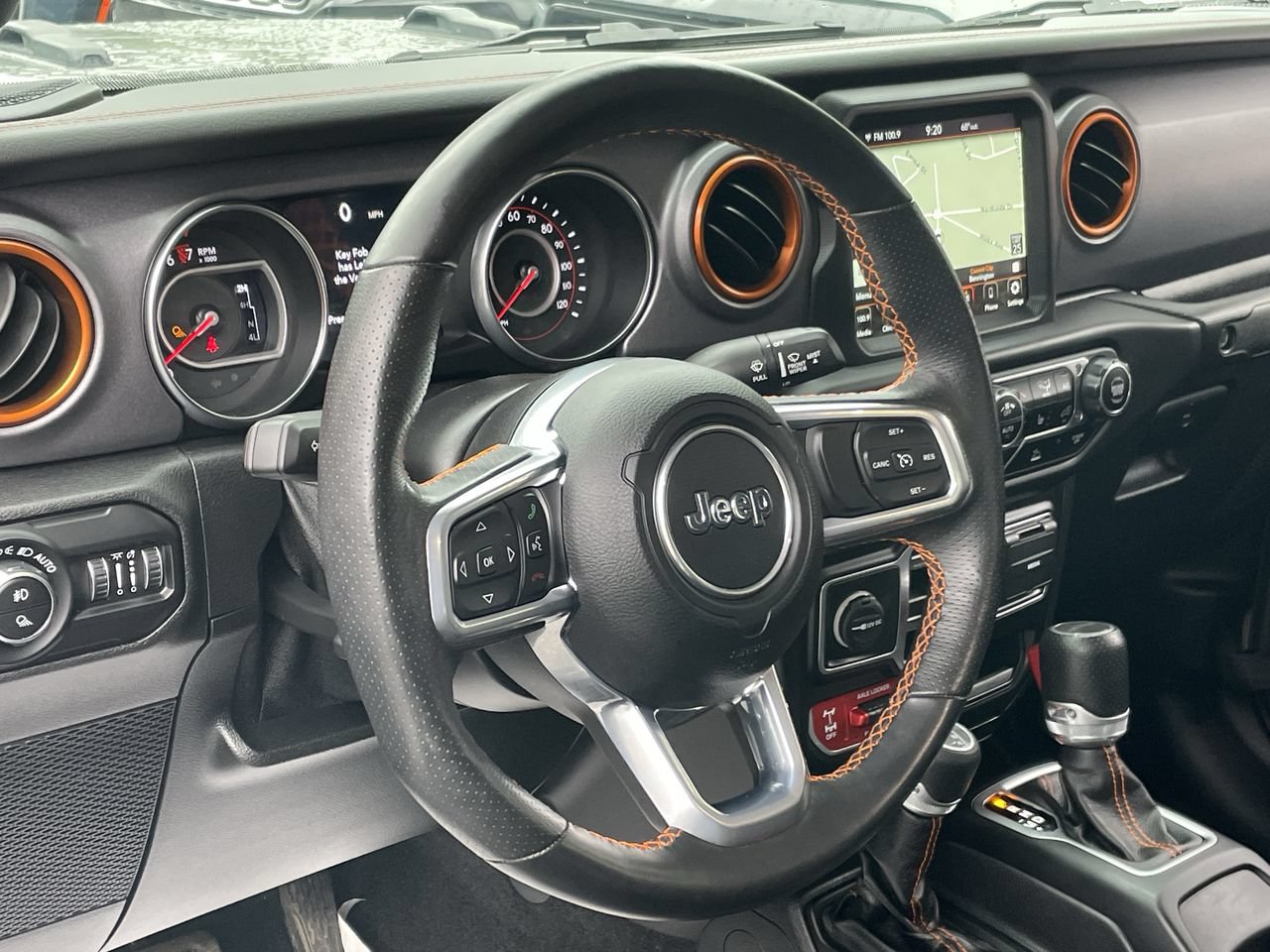 Used 2021 Jeep Gladiator Mojave AWD/4WD image 30