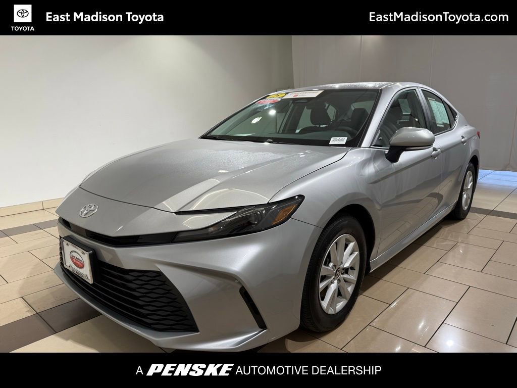 Certified 2025 Toyota Camry SE
