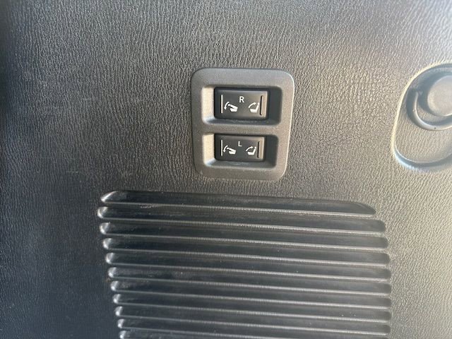 Used 2020 Nissan Armada SL w/ Premium Package image 29