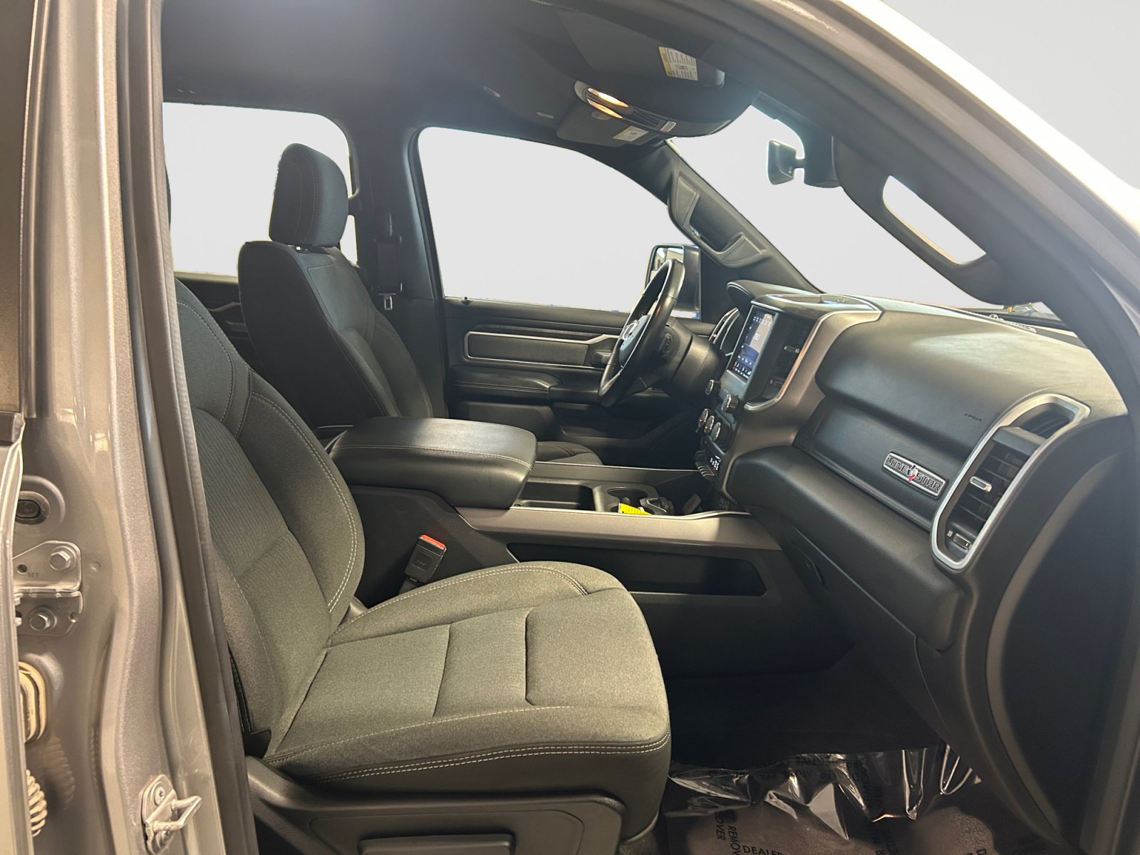 Used 2021 RAM 1500 Lone Star AWD/4WD image 17