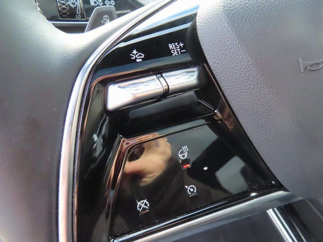 Used 2024 Cadillac Lyriq Luxury image 20