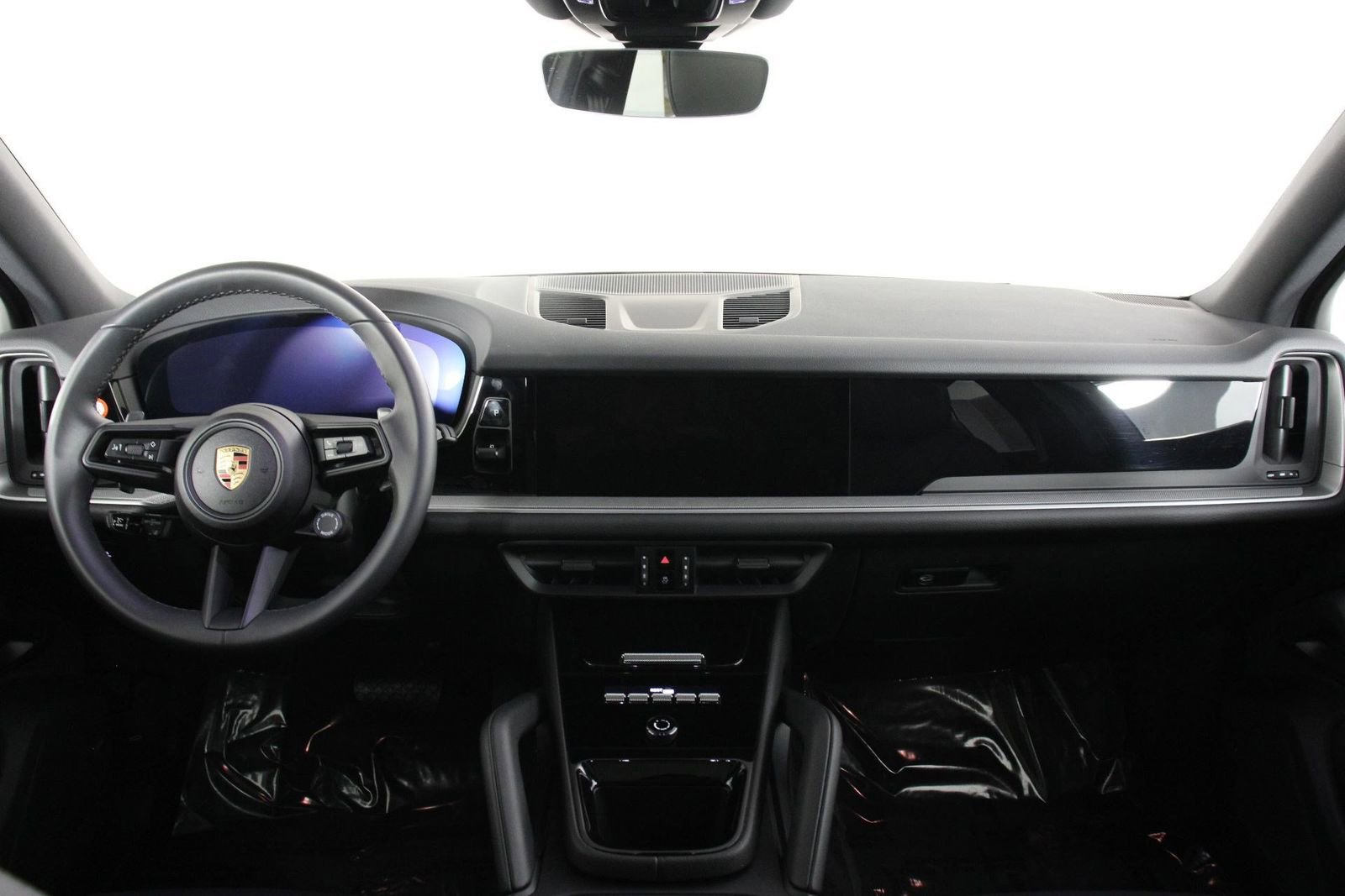 Certified 2025 Porsche Cayenne image 11