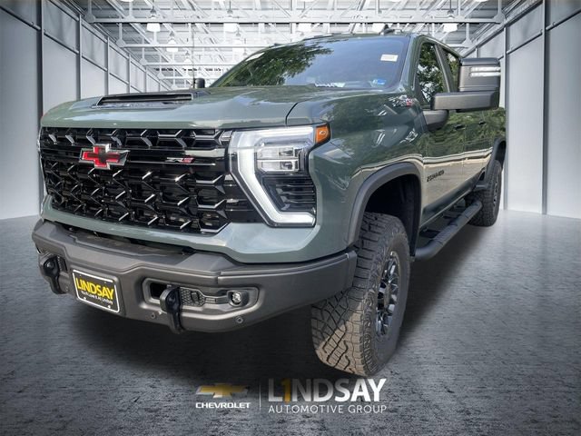 New 2026 Chevrolet Silverado 2500 ZR2 w/ ZR2 Bison Edition AWD/4WD image 4