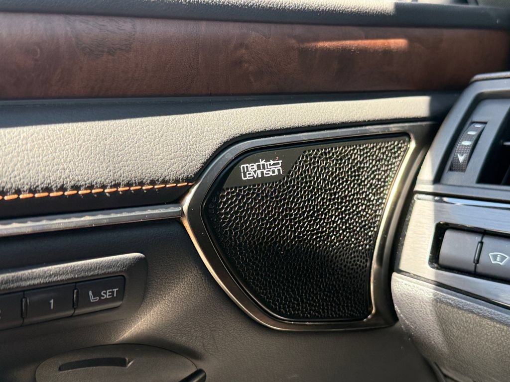 Used 2022 Lexus ES 350 Ultra Luxury w/ Accessory Package 2 FWD image 20