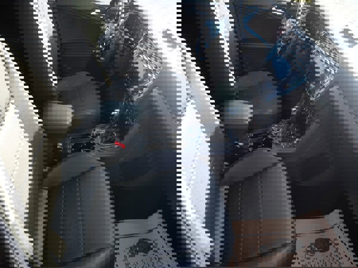 Used 2020 Volkswagen Tiguan SEL image 29