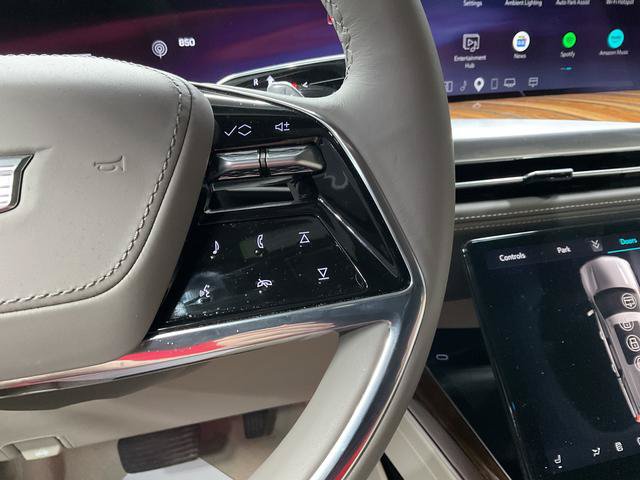 Used 2026 Cadillac Escalade Platinum Luxury AWD/4WD image 23