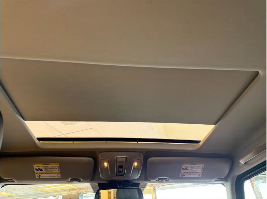 Used 2016 Mercedes-Benz G 550 image 29