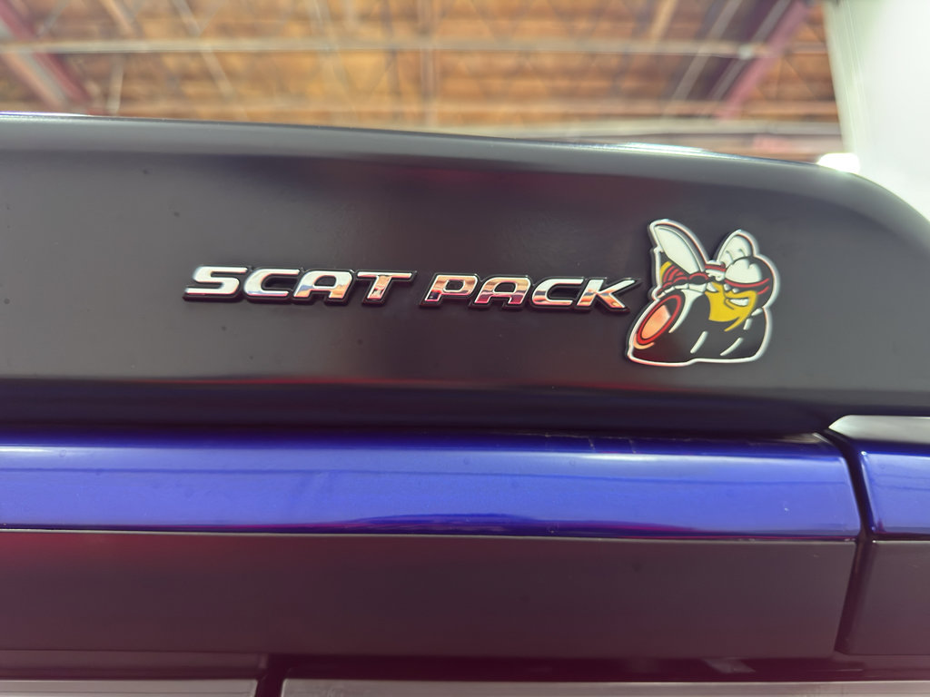 Used 2022 Dodge Challenger R/T Scat Pack RWD image 11