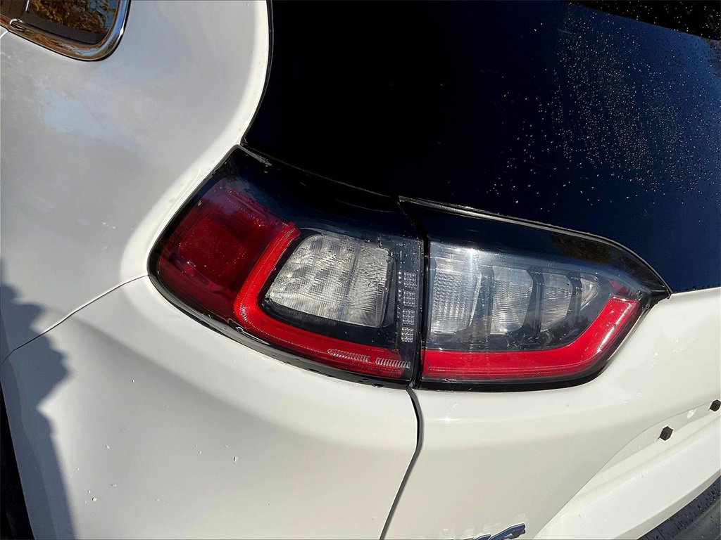 Used 2021 Jeep Cherokee Limited w/ Elite Package image 32