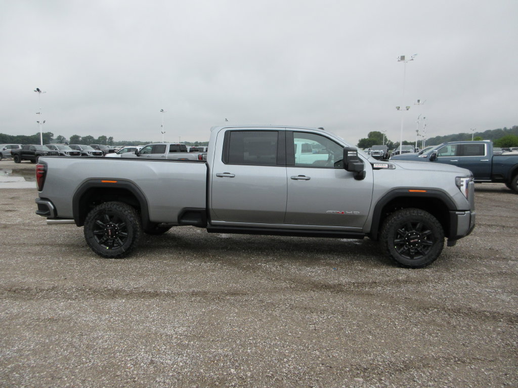 New 2026 GMC Sierra 3500 AT4 w/ AT4 Premium Plus Package AWD/4WD image 3