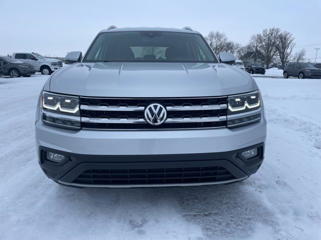 Used 2019 Volkswagen Atlas SE w/ Towing Package image 2
