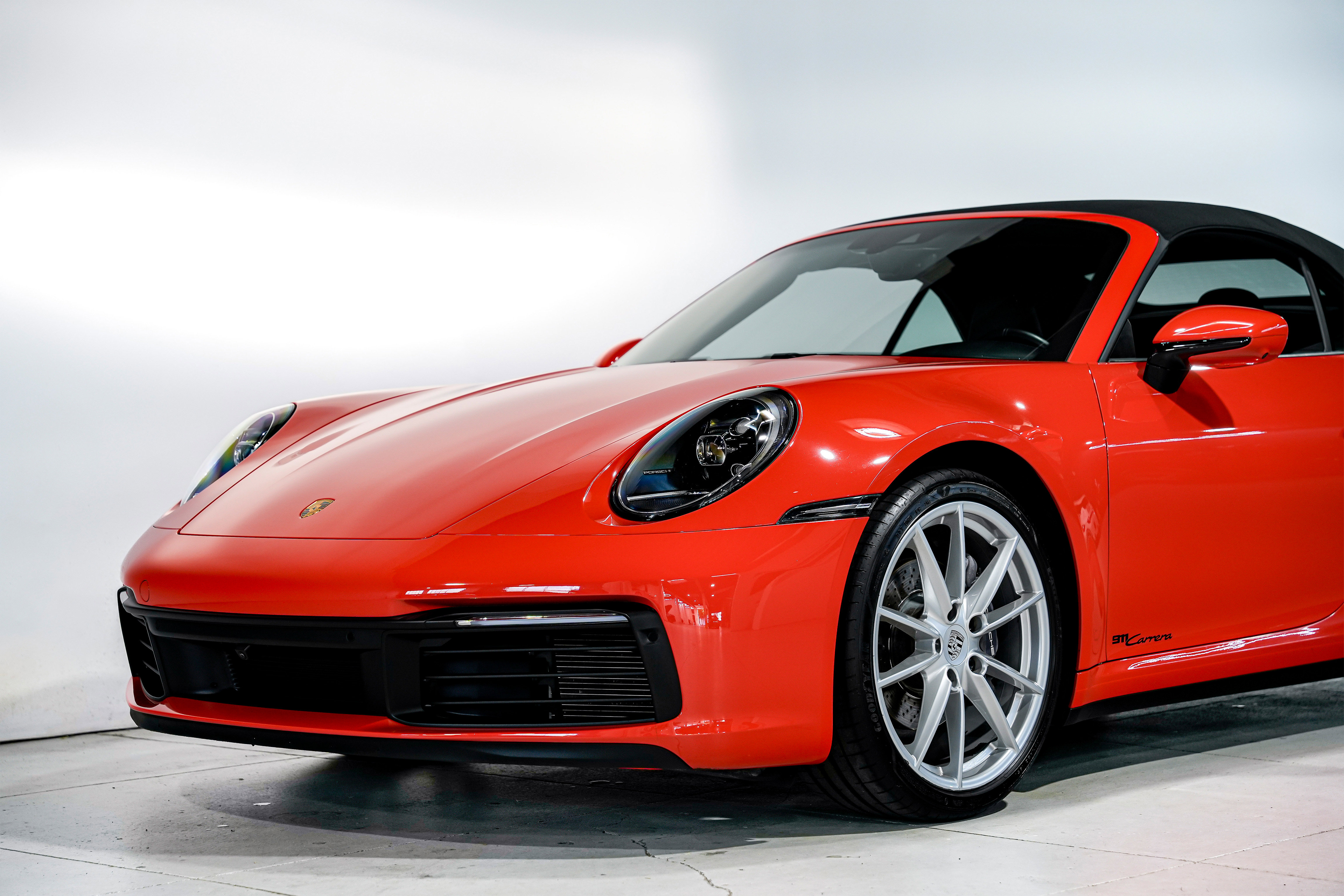 Used 2022 Porsche 911 Carrera image 38