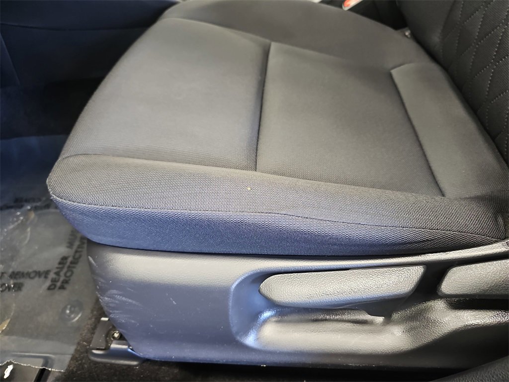 Used 2023 Toyota Corolla LE image 28