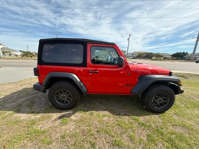 Used 2024 Jeep Wrangler Sport AWD/4WD image 8