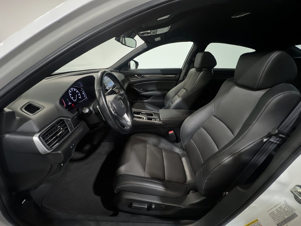 Used 2020 Honda Accord Sport image 14