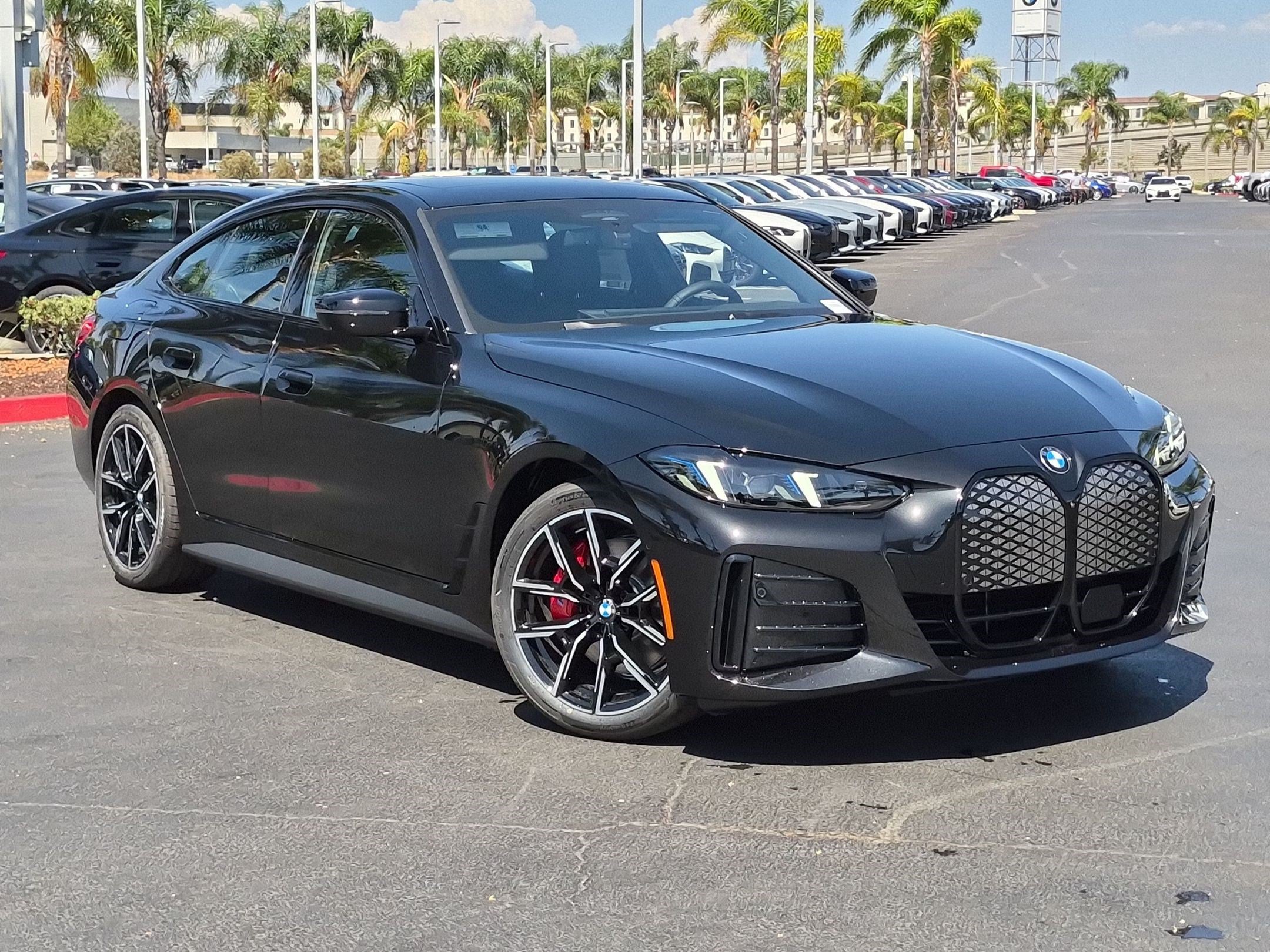 New 2026 BMW i4 eDrive40 w/ M Sport Package RWD image 2