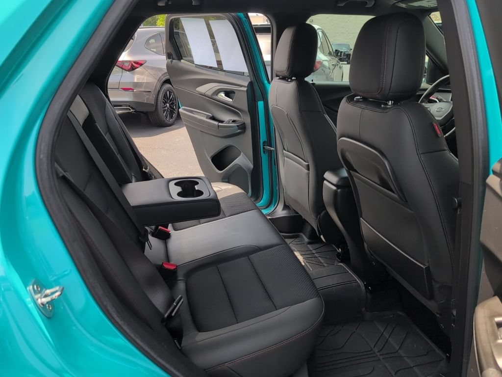 Used 2022 Chevrolet TrailBlazer RS AWD/4WD image 39