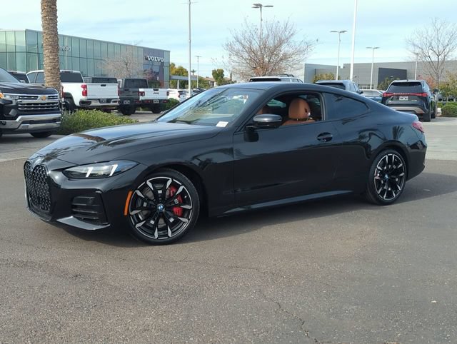 Used 2026 BMW 430i Coupe w/ M Sport Package RWD image 2