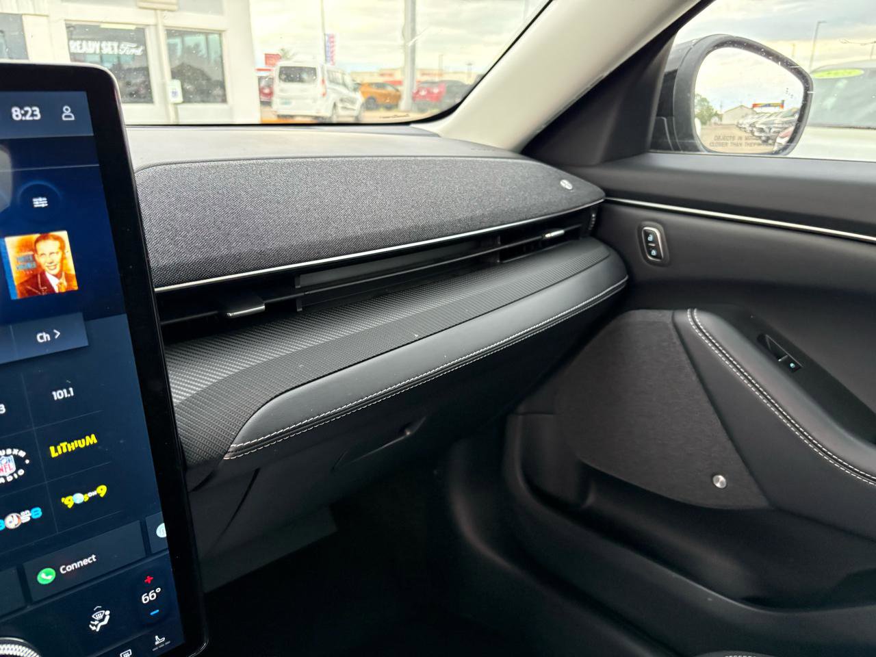 Used 2025 Ford Mustang Mach-E Premium image 21