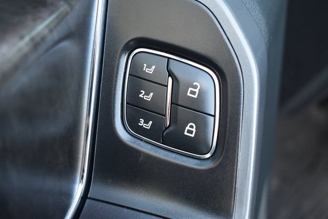 Used 2021 Ford F150 Lariat w/ Equipment Group 502A High image 16