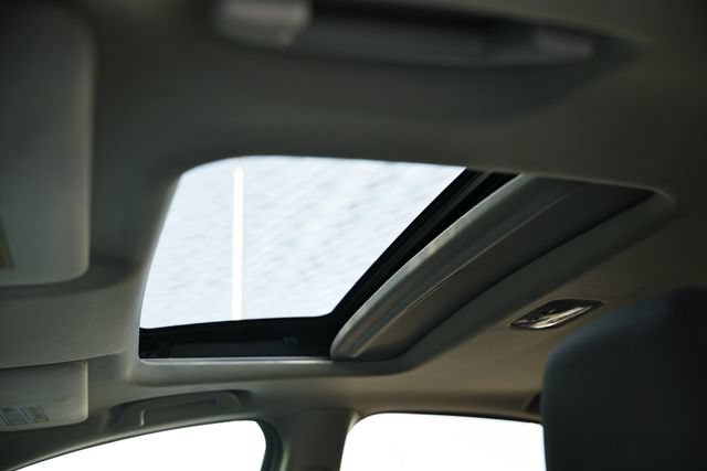 Used 2021 Honda HR-V EX image 17