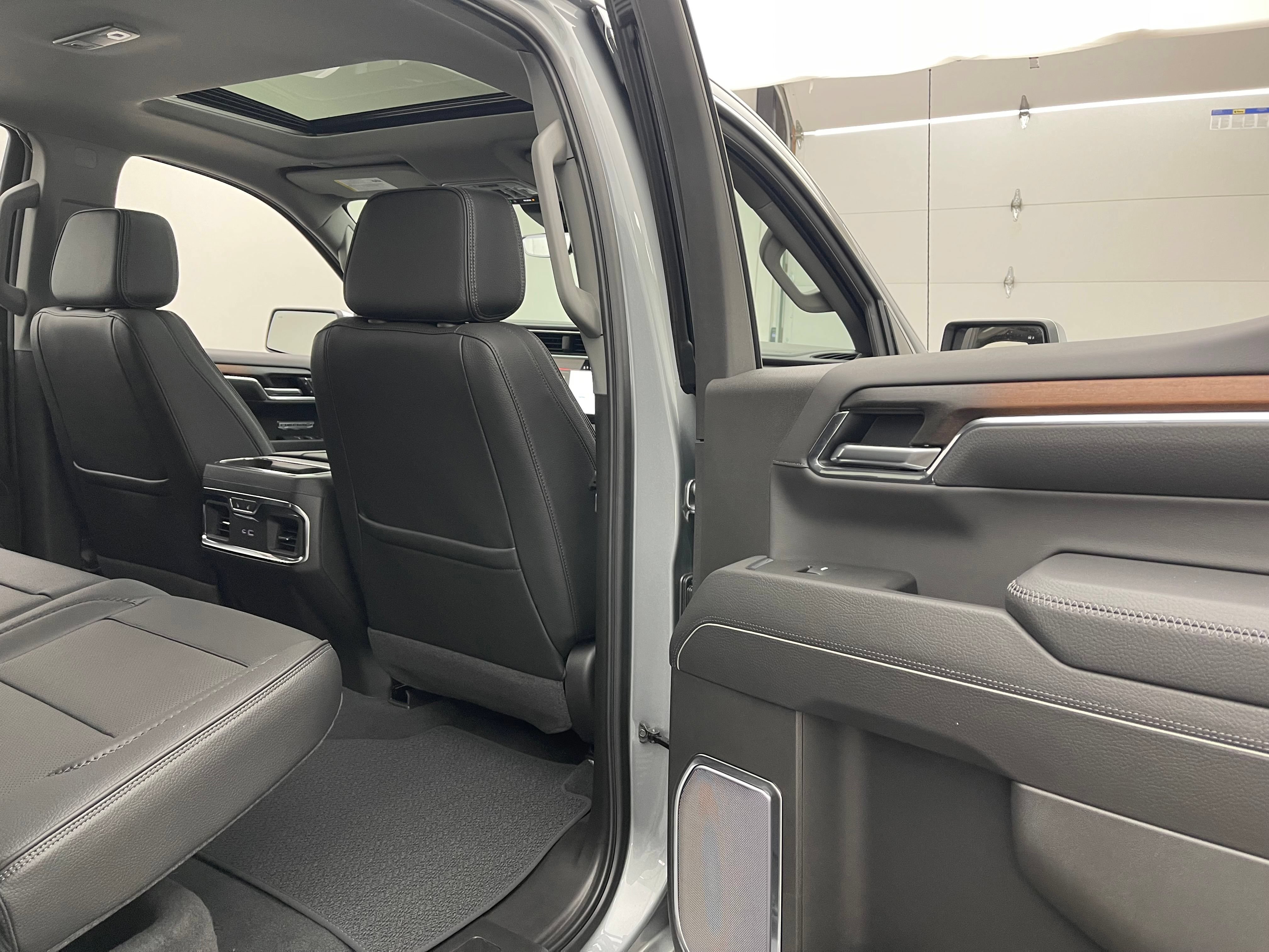 New 2026 GMC Sierra 1500 Denali w/ Denali Reserve Package AWD/4WD image 37