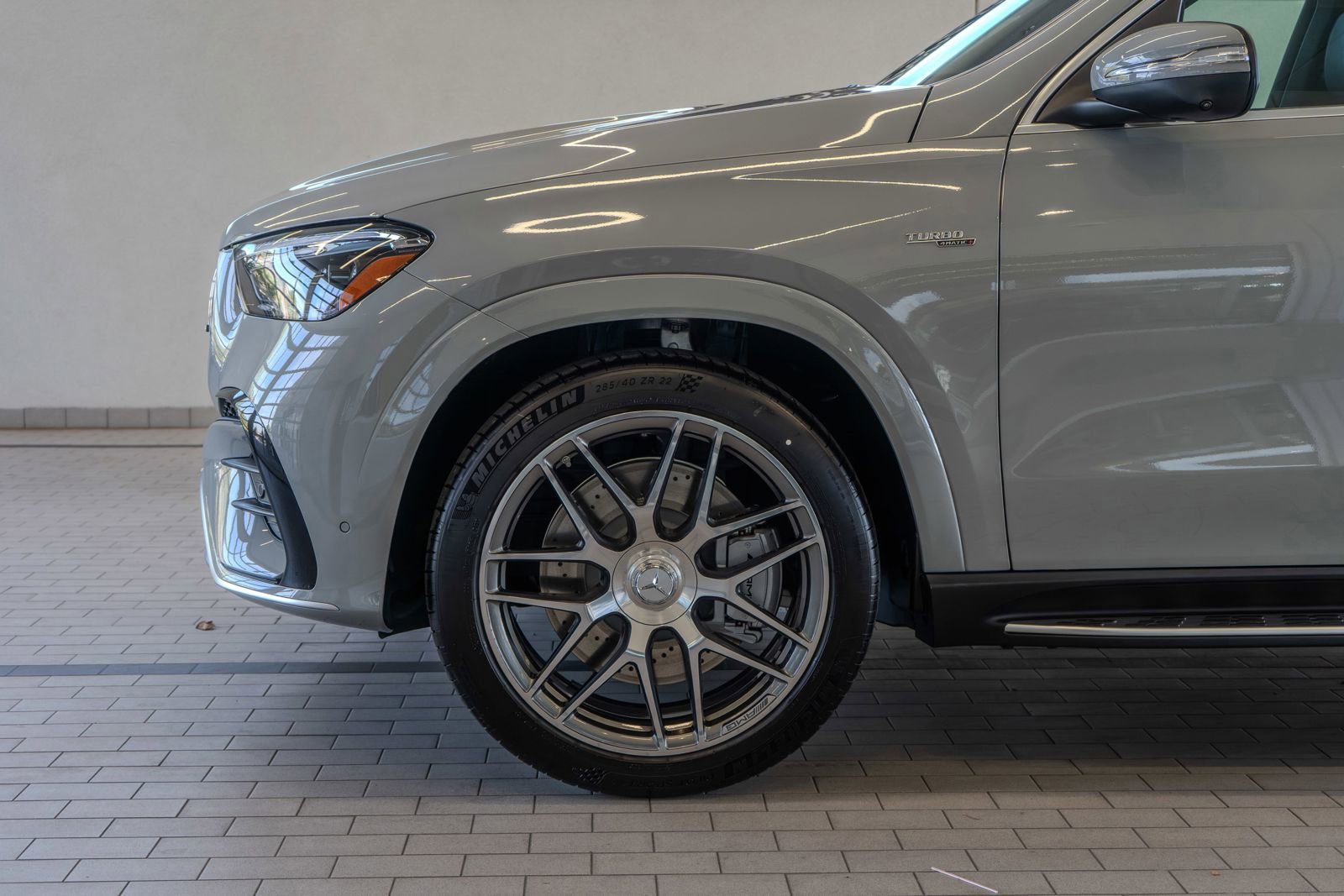 New 2026 Mercedes-Benz GLE 53 AMG 4MATIC image 4