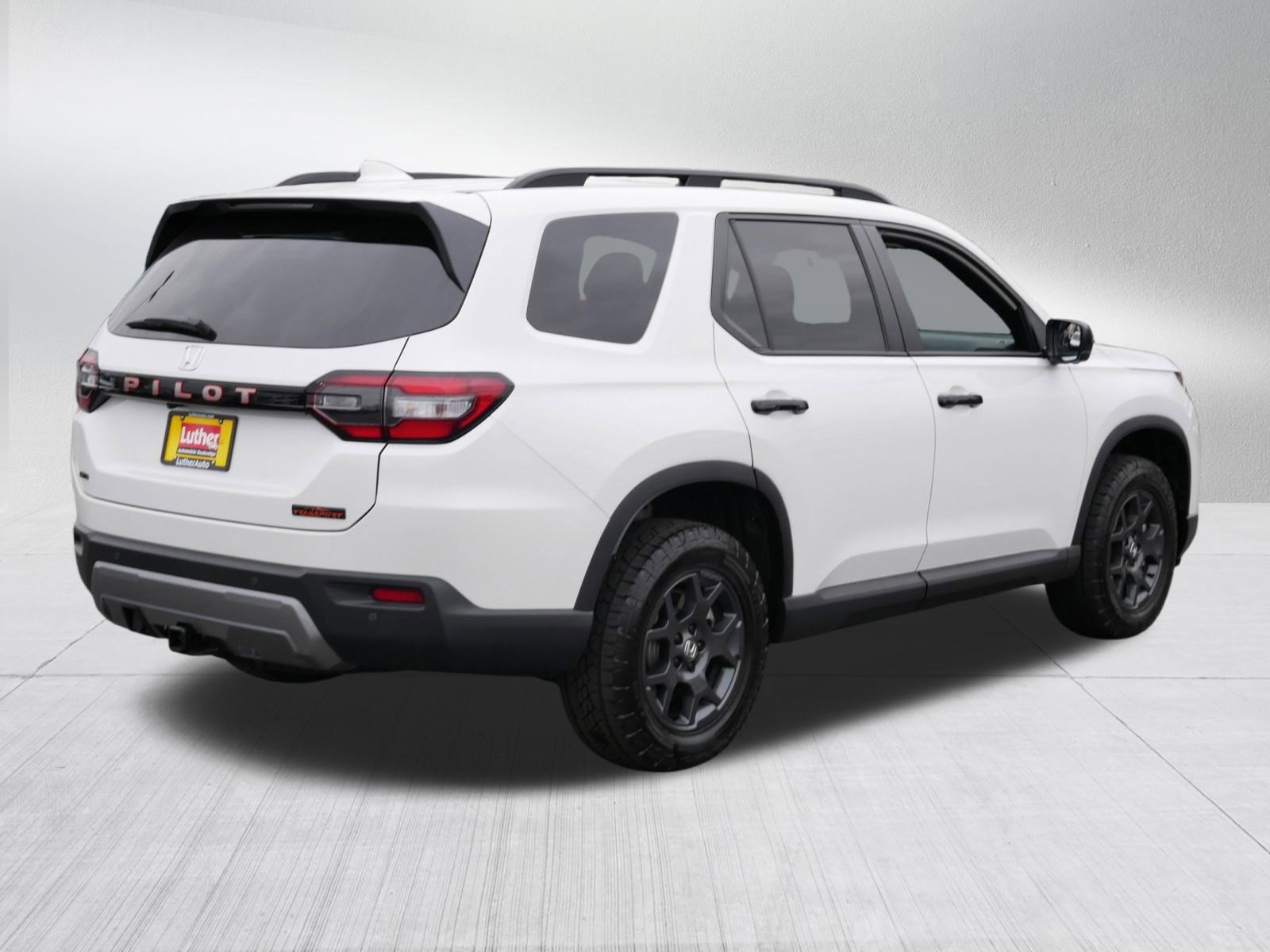 Used 2026 Honda Pilot TrailSport image 7