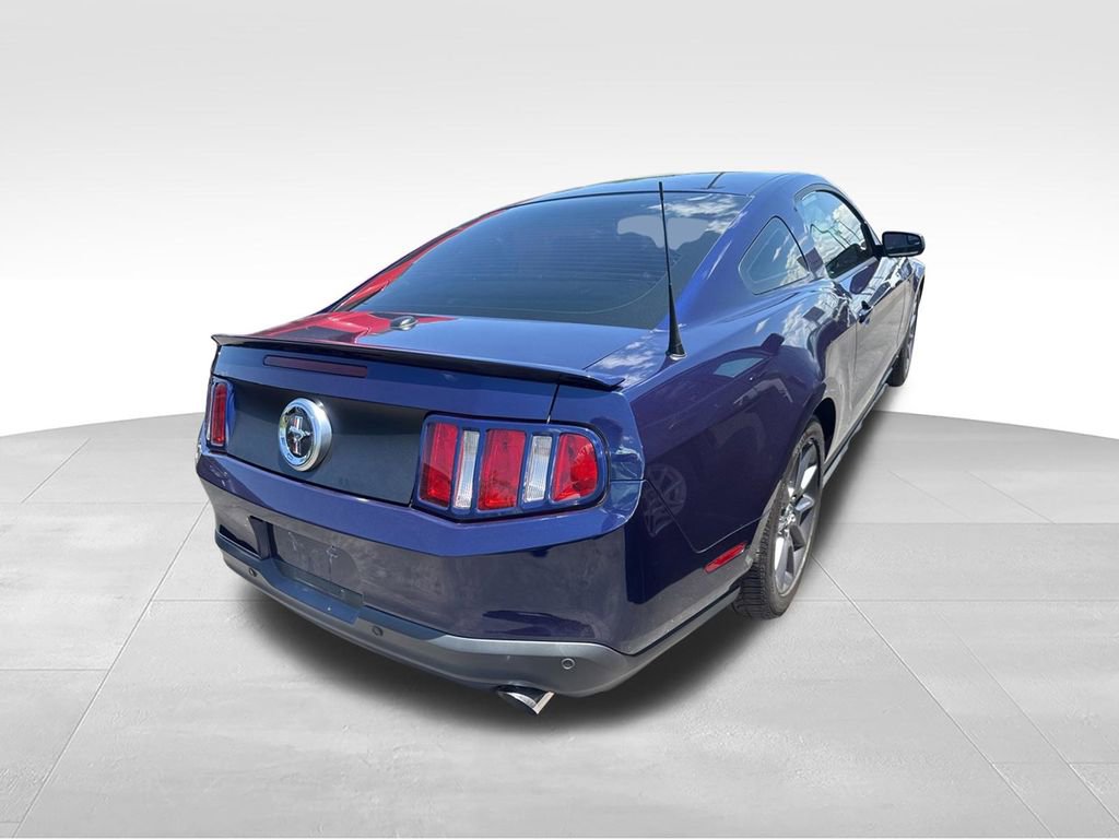 Used 2012 Ford Mustang Premium RWD image 2