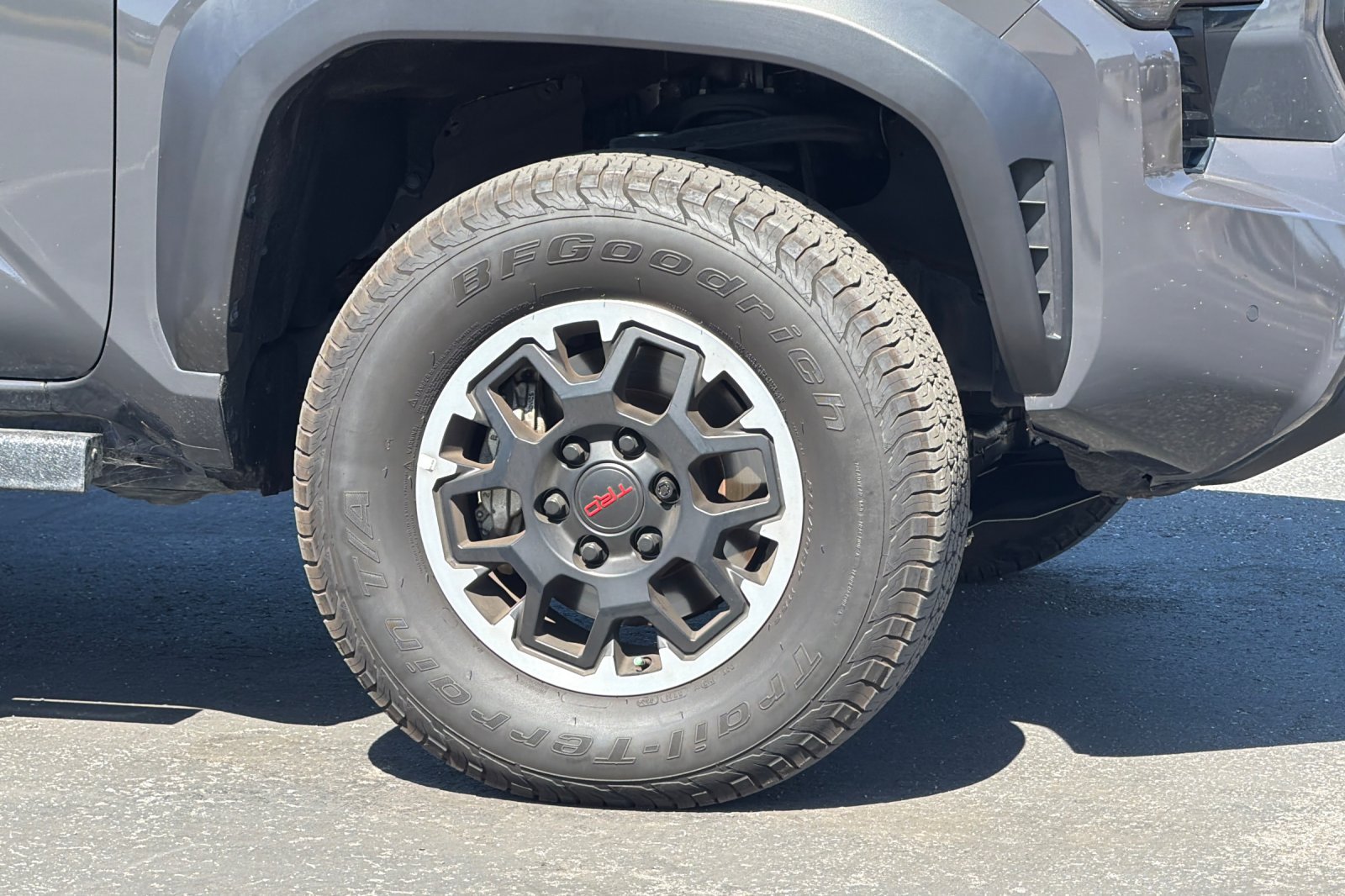 Used 2024 Toyota Tacoma TRD Off-Road w/ TRD Off Road Upgrade Package AWD/4WD image 36