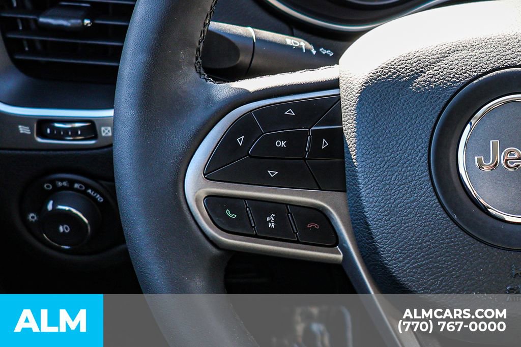 Used 2021 Jeep Cherokee Latitude Lux image 35