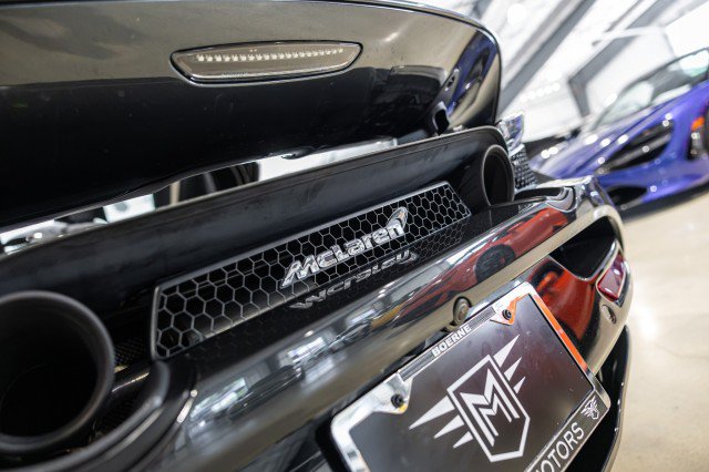 Used 2021 McLaren 720S Performance RWD image 19