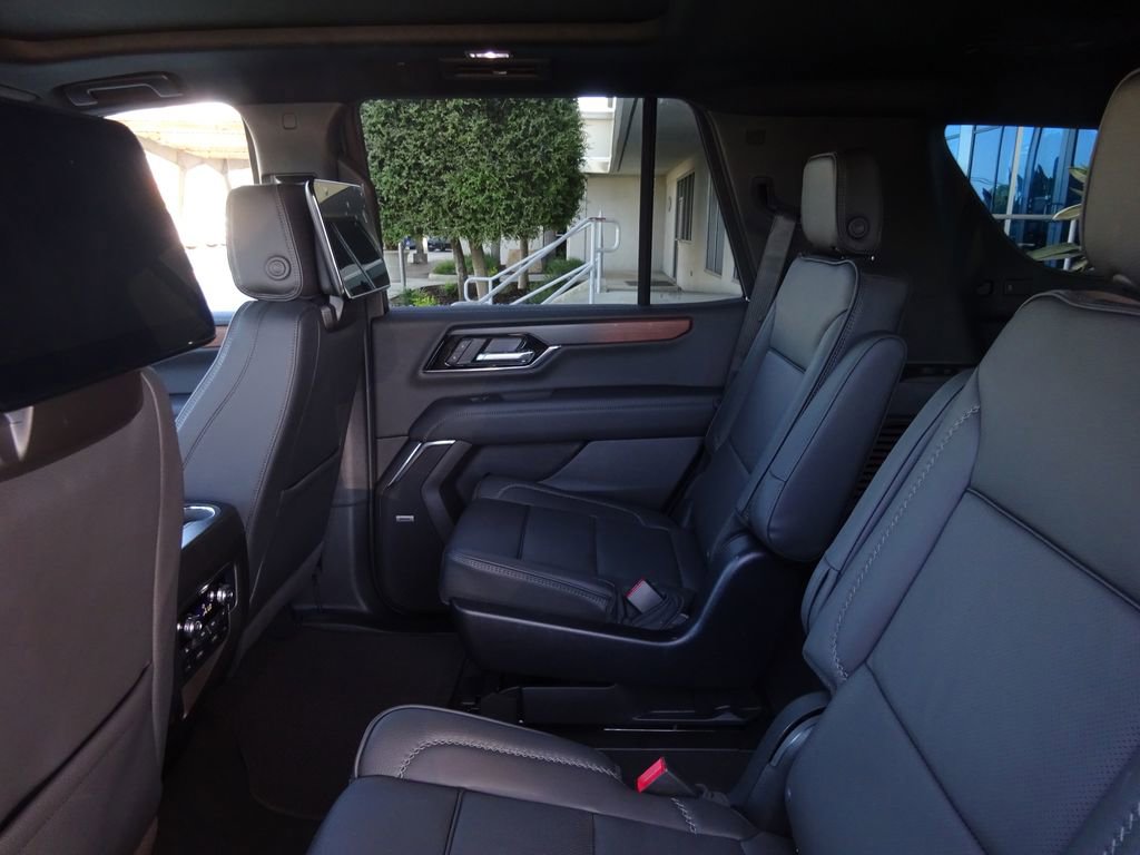 Certified 2026 GMC Yukon Denali w/ Denali Reserve Package image 24