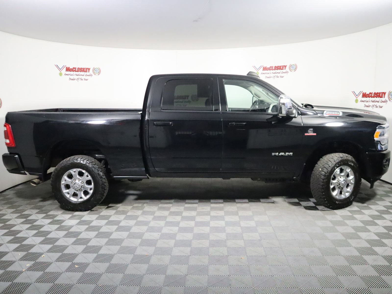 Used 2024 RAM 2500 Laramie image 3