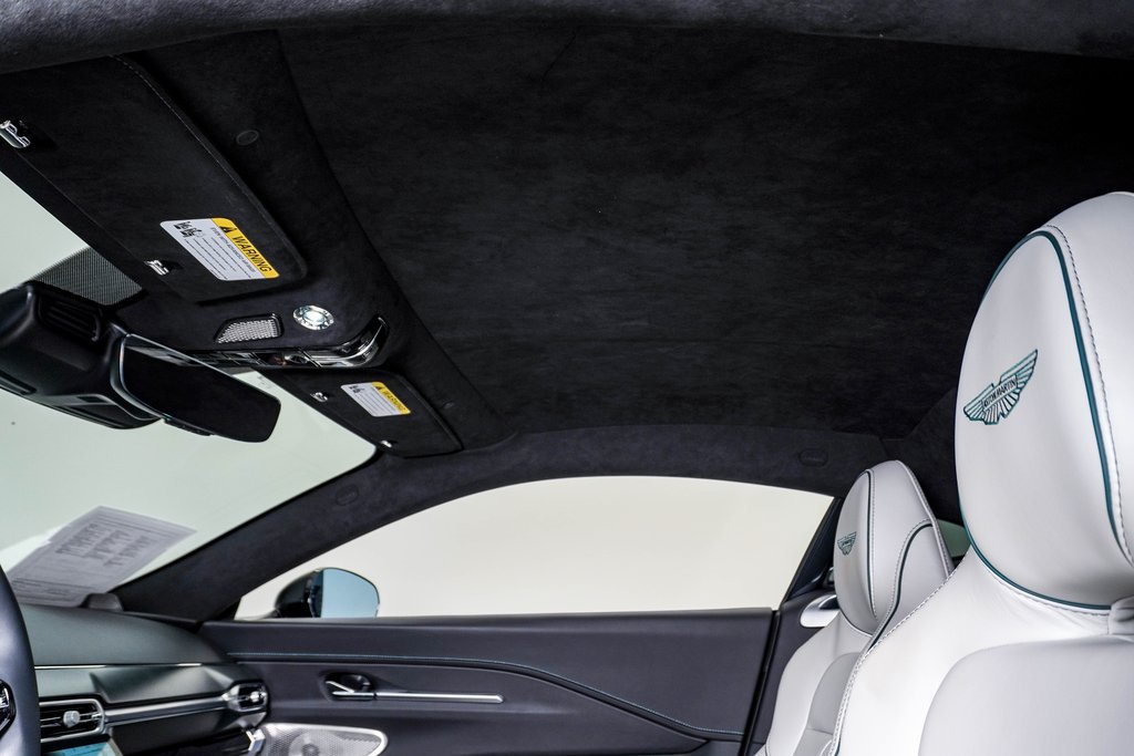 Used 2026 Aston Martin V8 Vantage Coupe RWD image 23