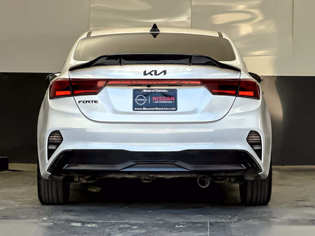 Used 2023 Kia Forte LXS FWD image 4