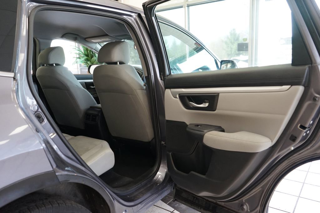 Used 2017 Honda CR-V LX image 40