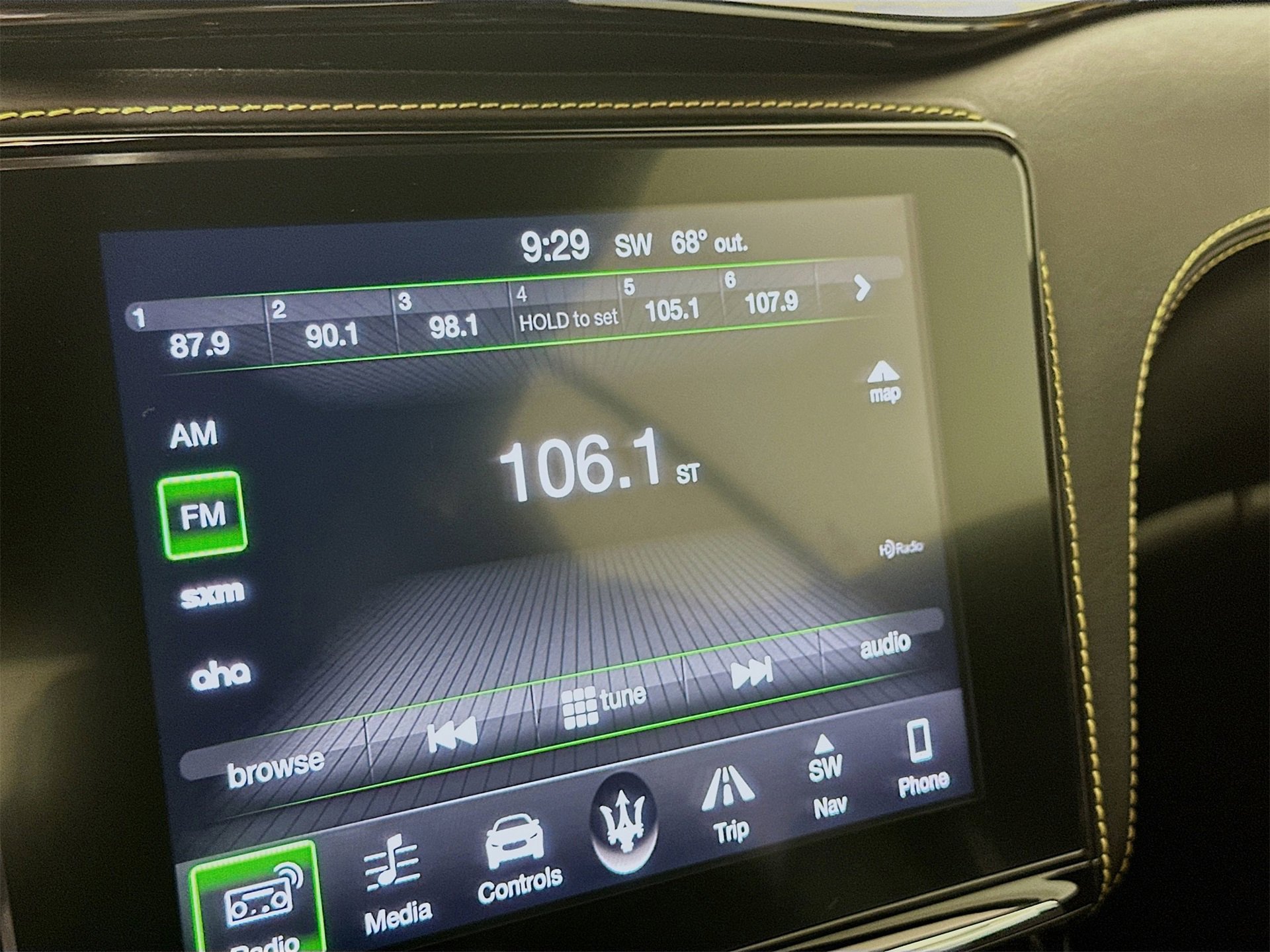 Used 2018 Maserati GranTurismo Sport image 16