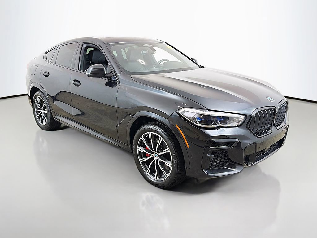 Used 2023 BMW X6 xDrive40i w/ Executive Package image 2