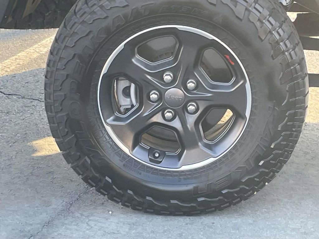 Used 2022 Jeep Gladiator Rubicon w/ LED Lighting Group image 13