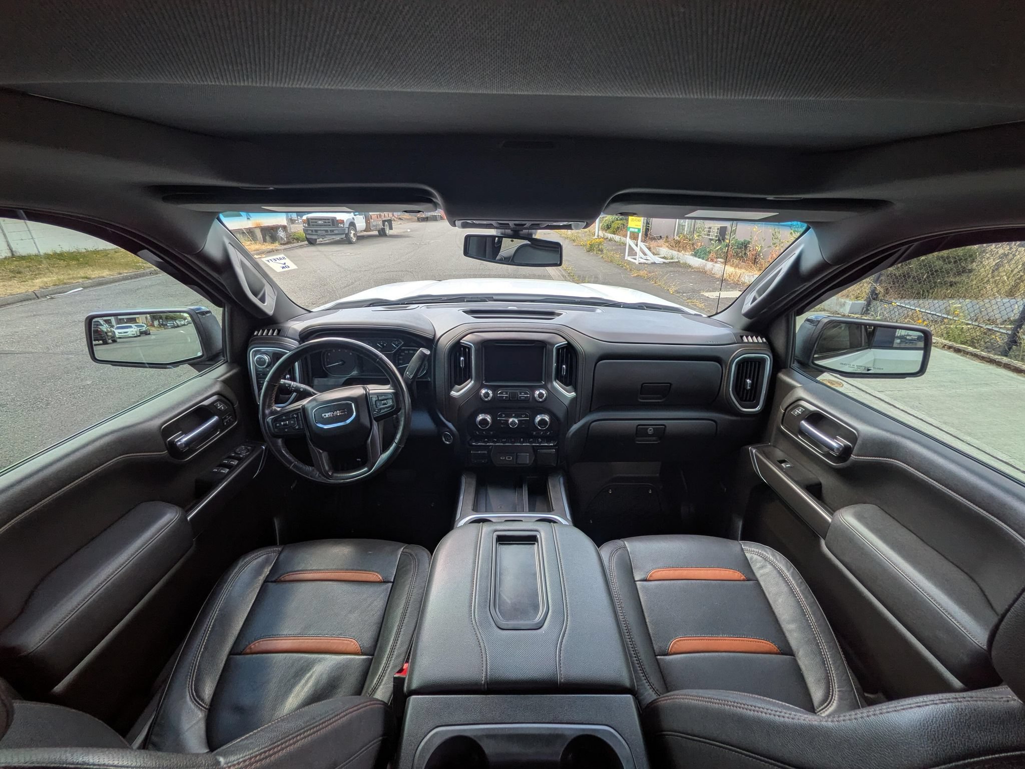 Used 2022 GMC Sierra 1500 AT4 w/ AT4 Carbonpro Edition AWD/4WD image 10