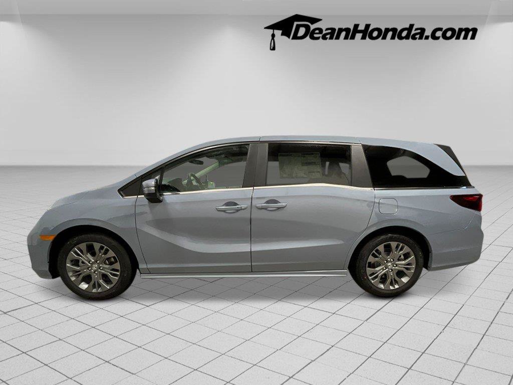 New 2027 Honda Odyssey Touring image 2