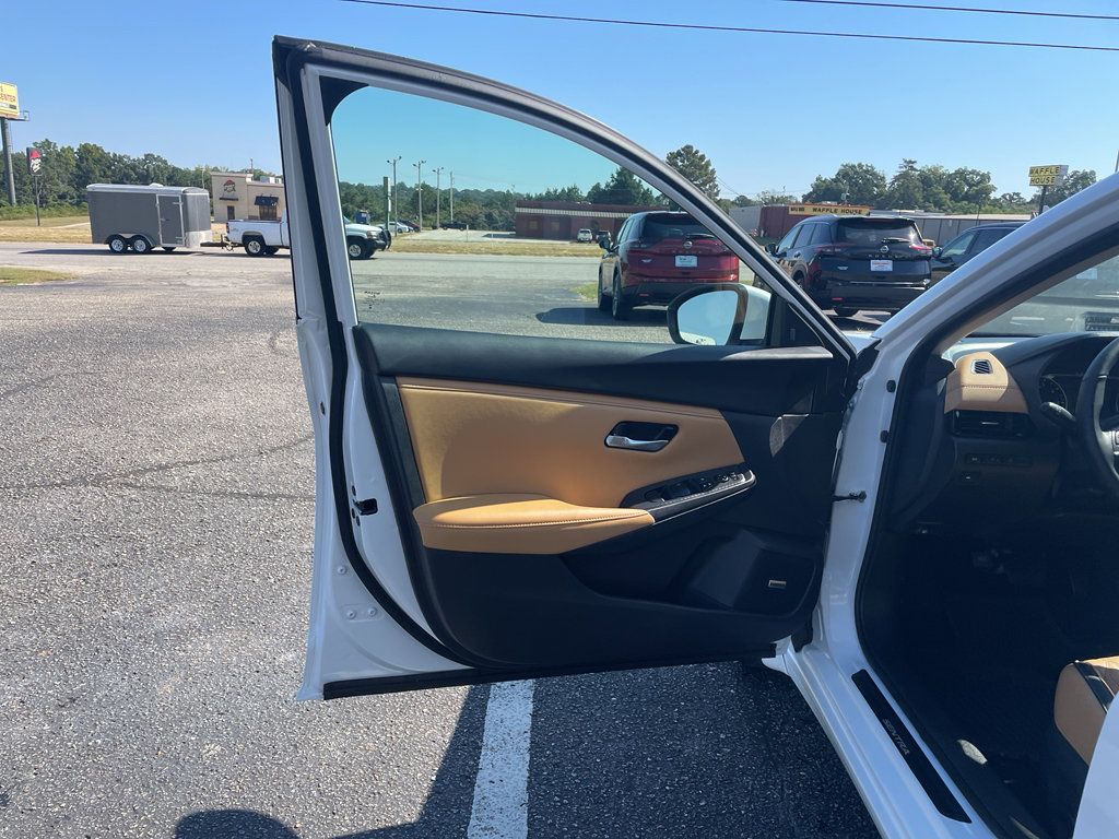 New 2025 Nissan Sentra SV w/ SV Premium Package image 8