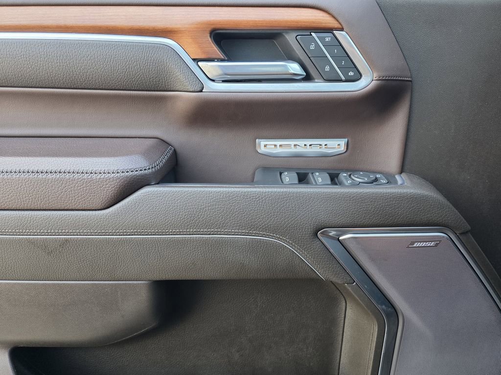Used 2022 GMC Sierra 1500 Denali w/ Technology Package image 18