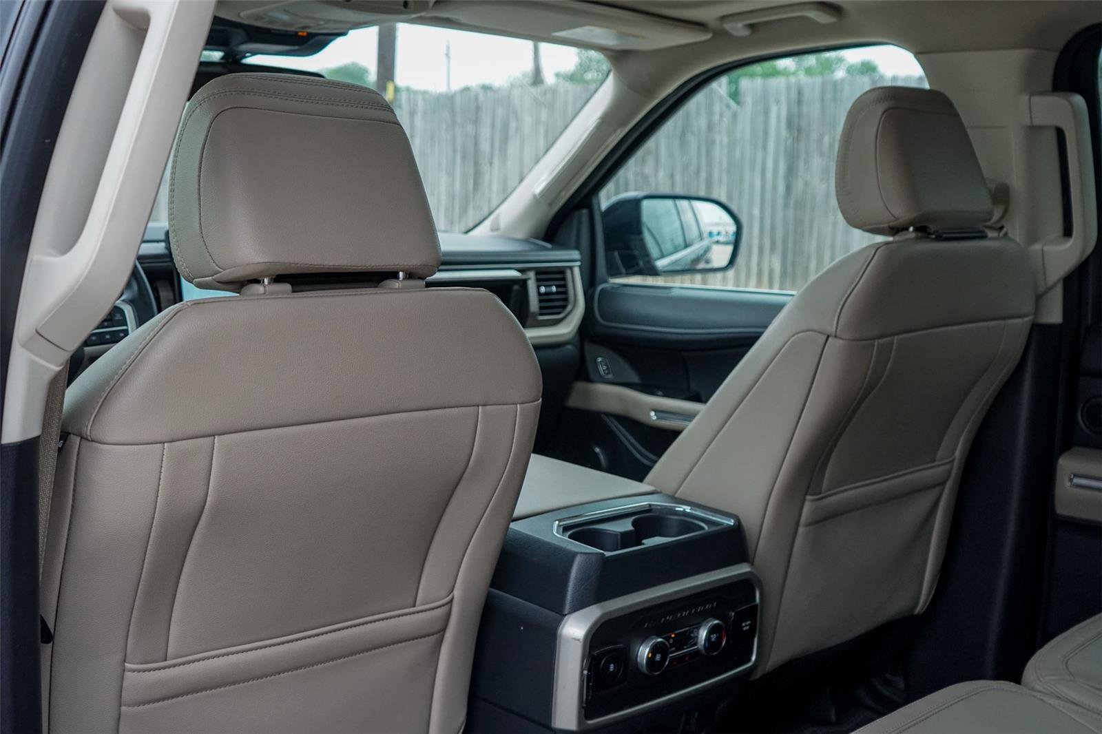 Certified 2024 Ford Expedition Max Limited RWD image 22