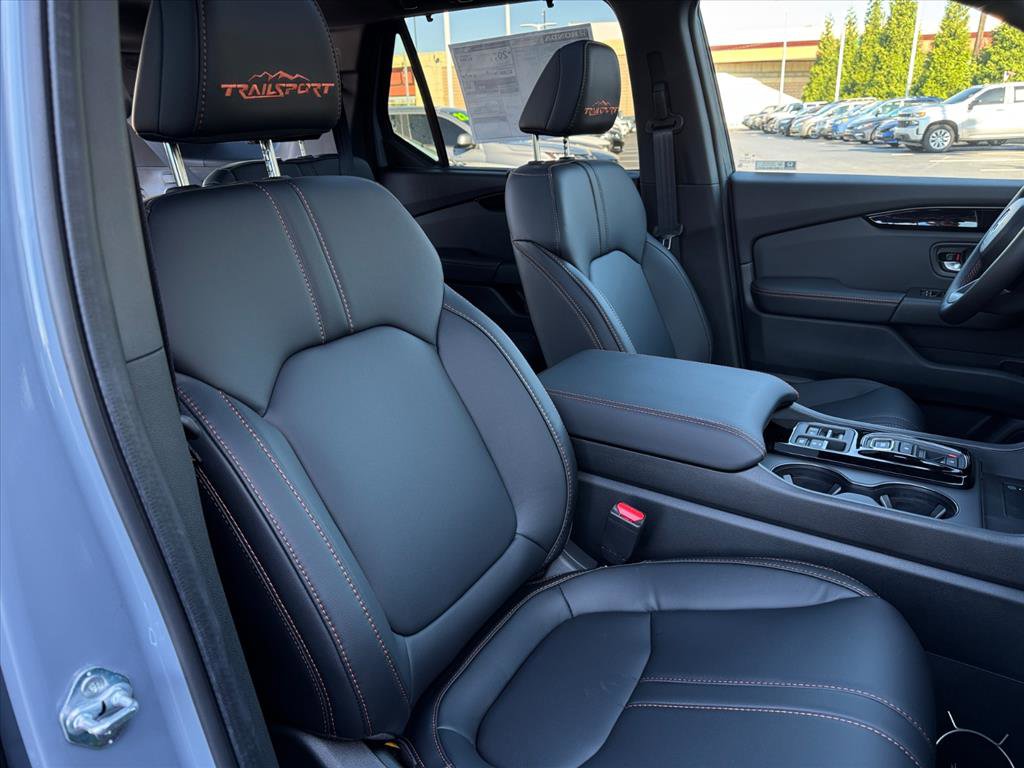 New 2025 Honda Pilot TrailSport image 10