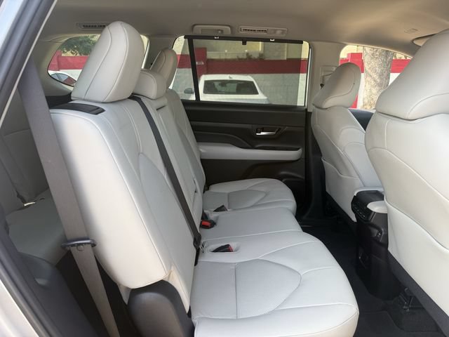 Used 2024 Toyota Grand Highlander FWD image 30